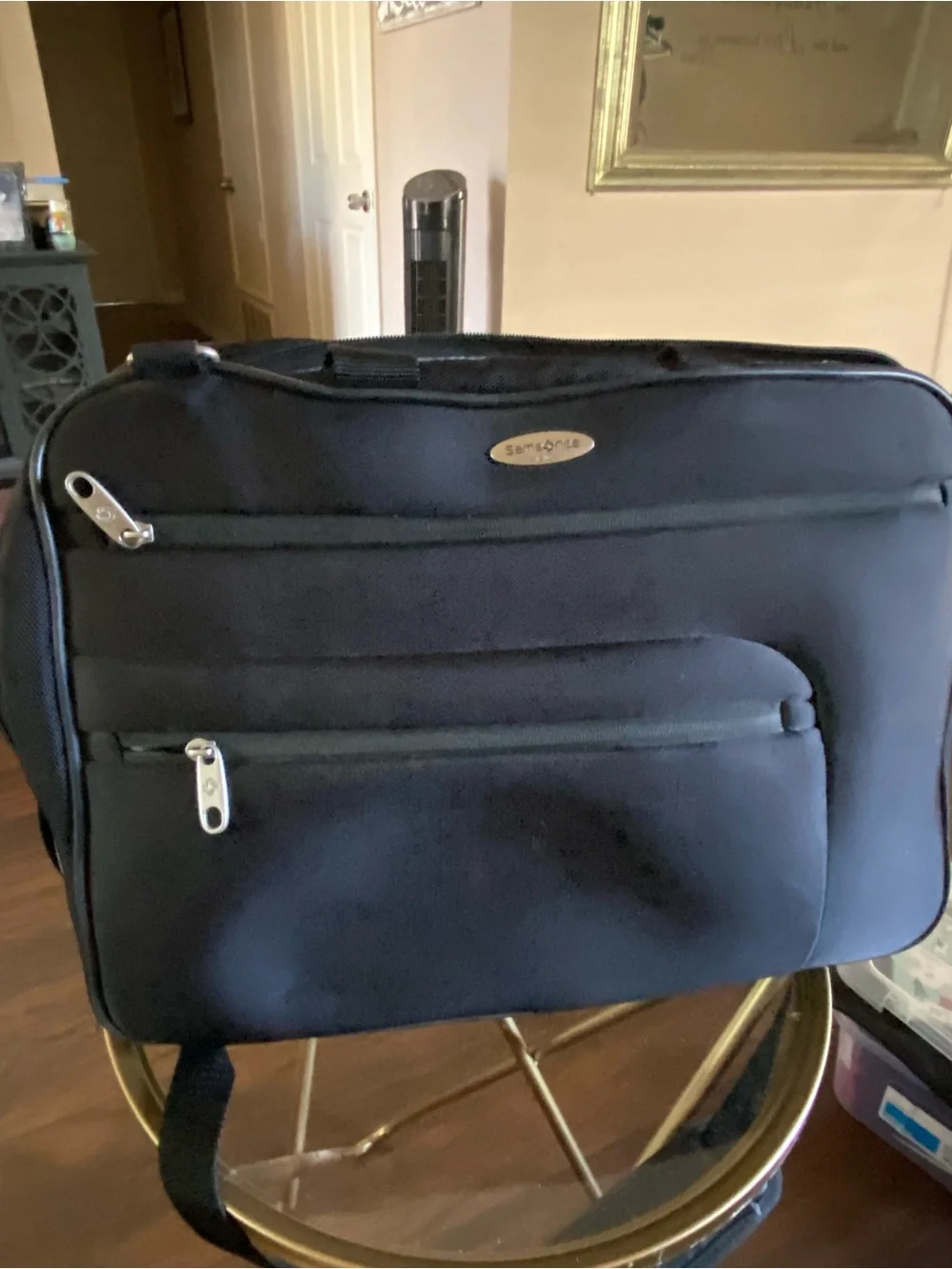Samsonite Black Laptop Briefcase with Front Zip Pockets